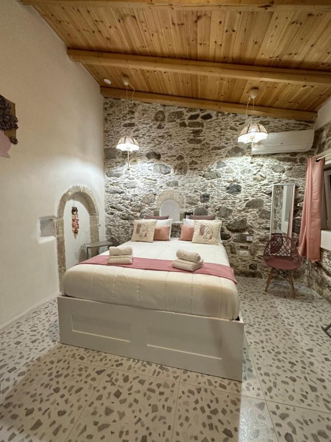 ホテルCocooning Blue House Elafonisi Vathi  エクステリア 写真